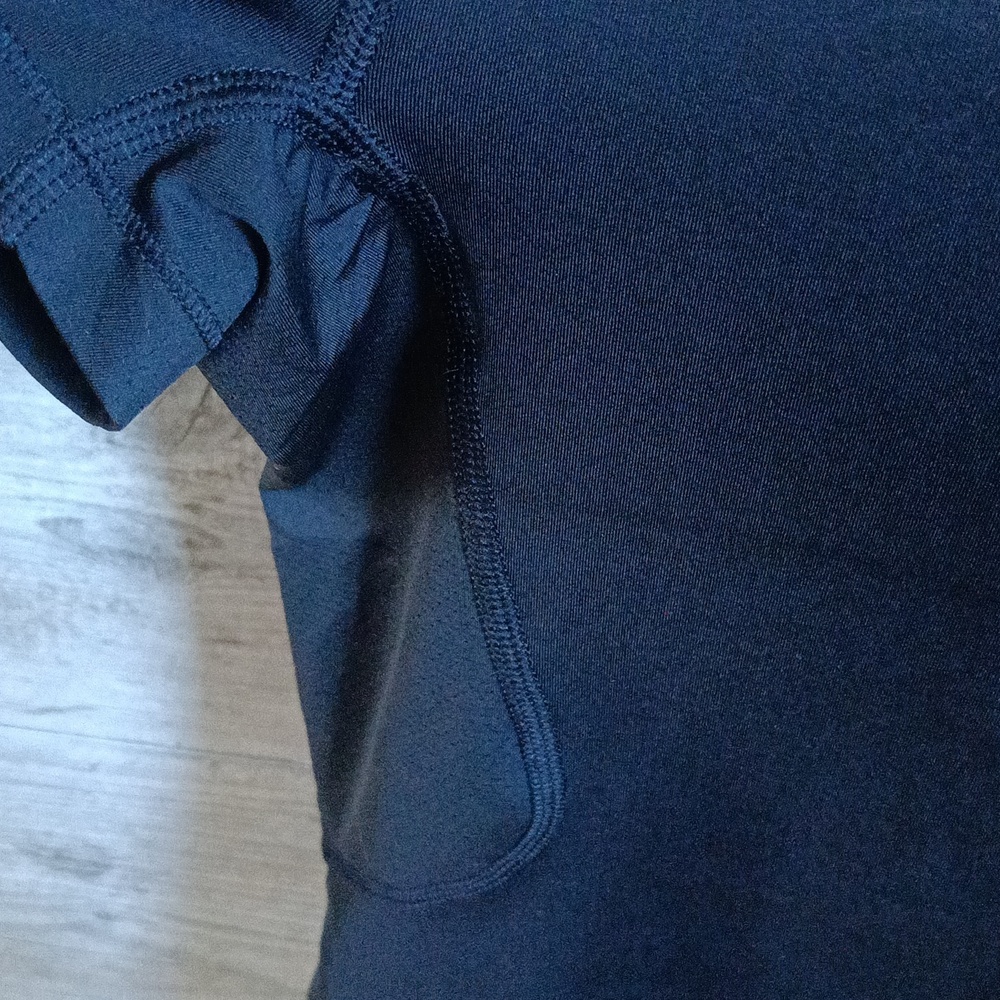 Adidas Youth techfit Sports Jersey - Picture 6 of 8